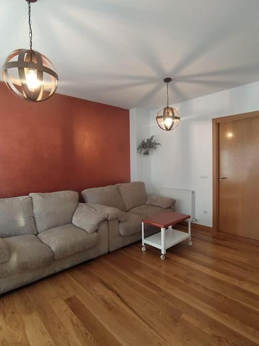 Espectacular Adosado En Viana Con Aparcamiento Gratuito. Villa Esterno foto