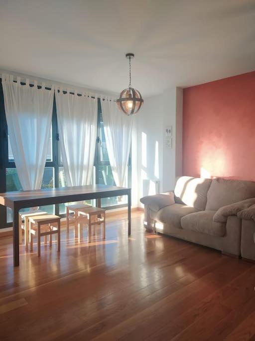 Espectacular Adosado En Viana Con Aparcamiento Gratuito. Villa Esterno foto